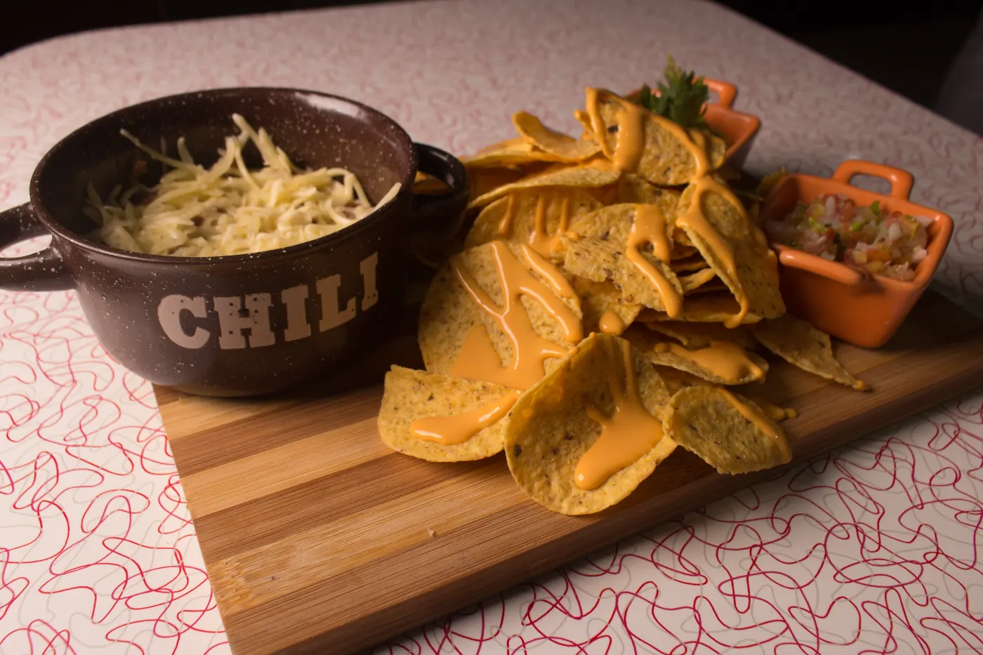 Nachos con Queso Fundido