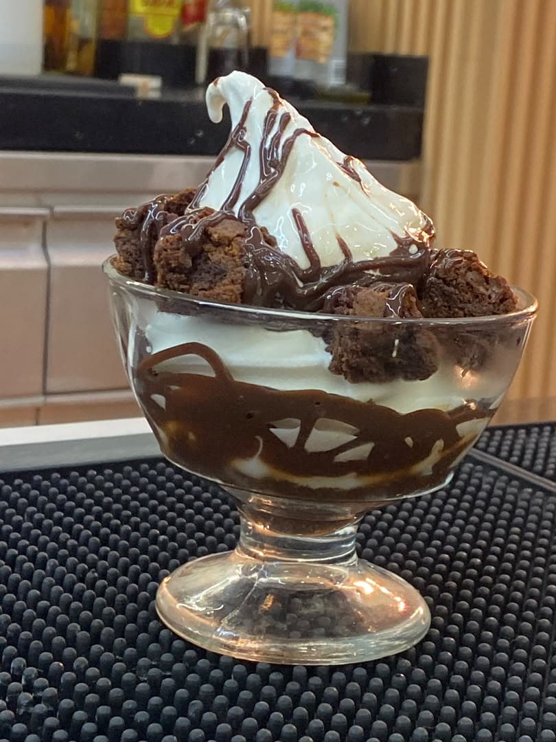 Brownie con Helado