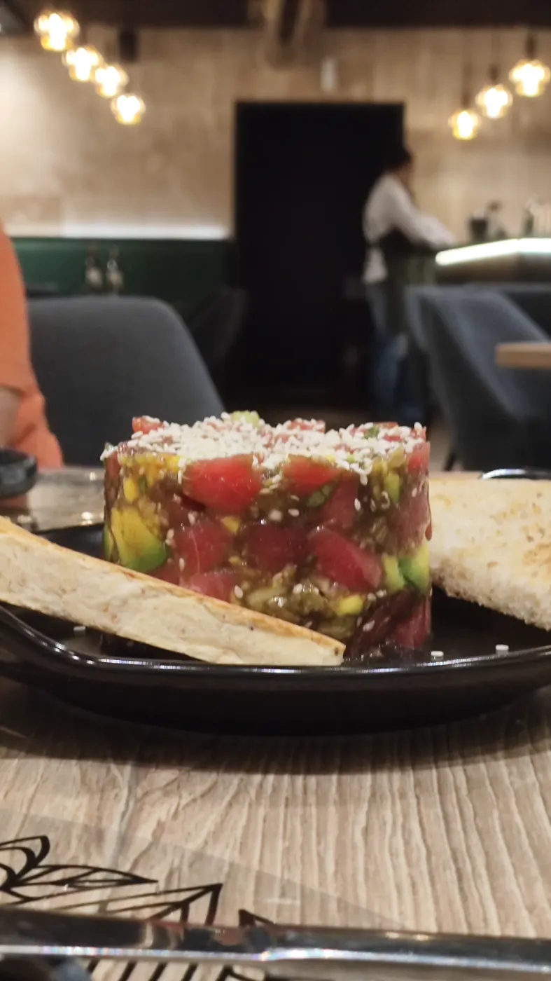 Tartar de atún