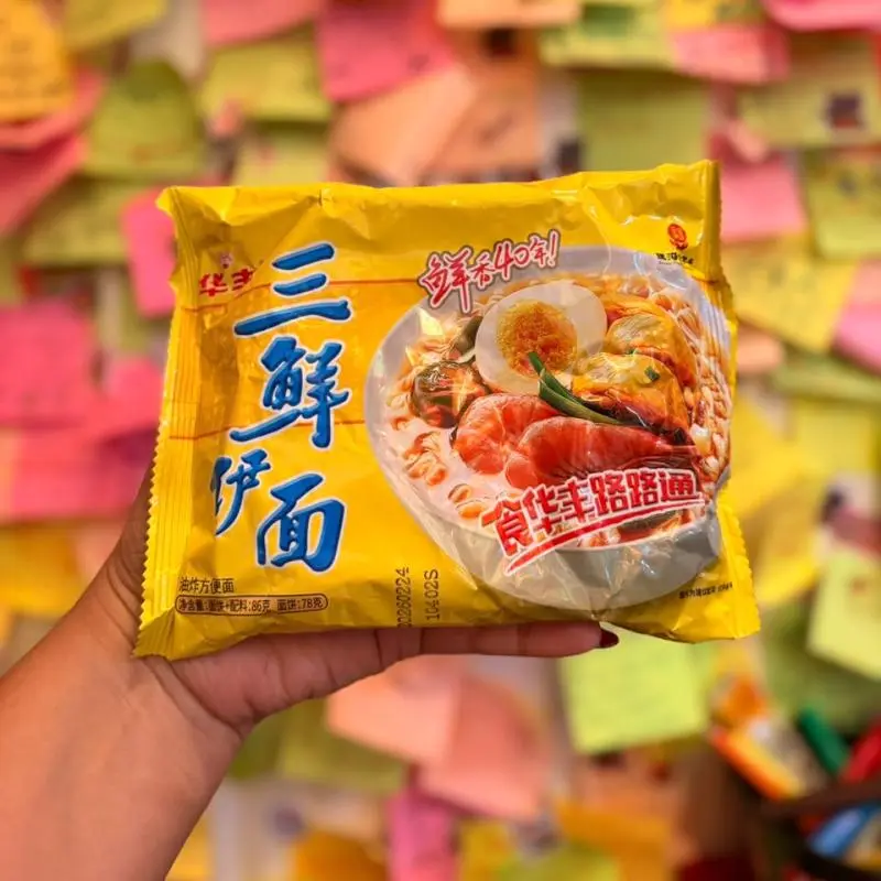 Ramen Pollo Huevo Camaron