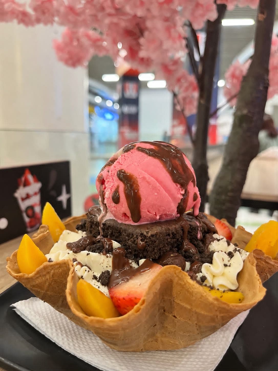 Brownie con helado