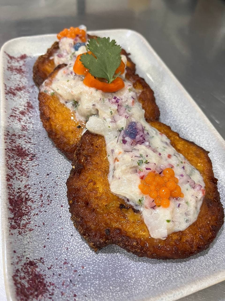 Torrejitas con ceviche